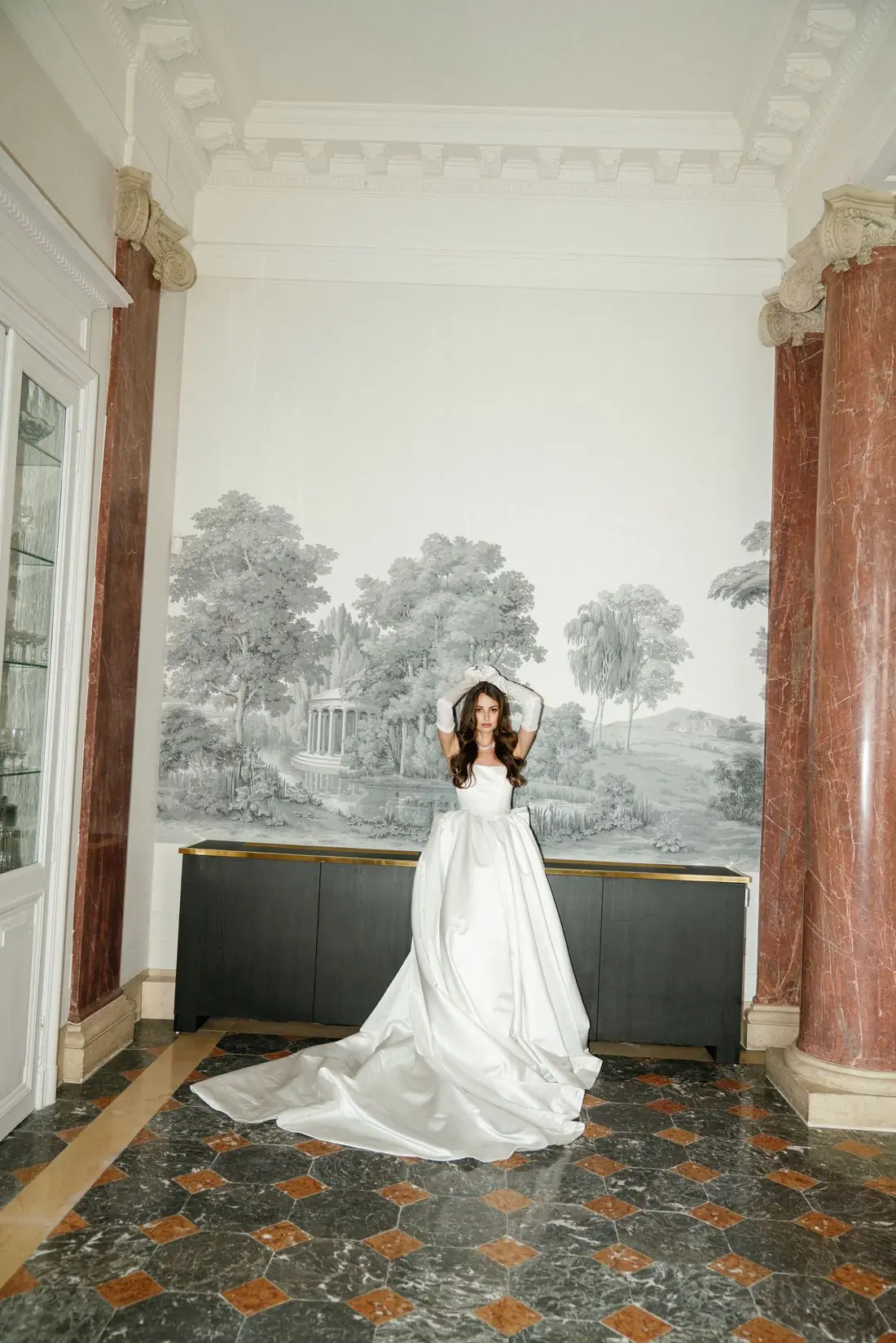 Editorial wedding at Ch&acirc;teau Martinay, Carpentras