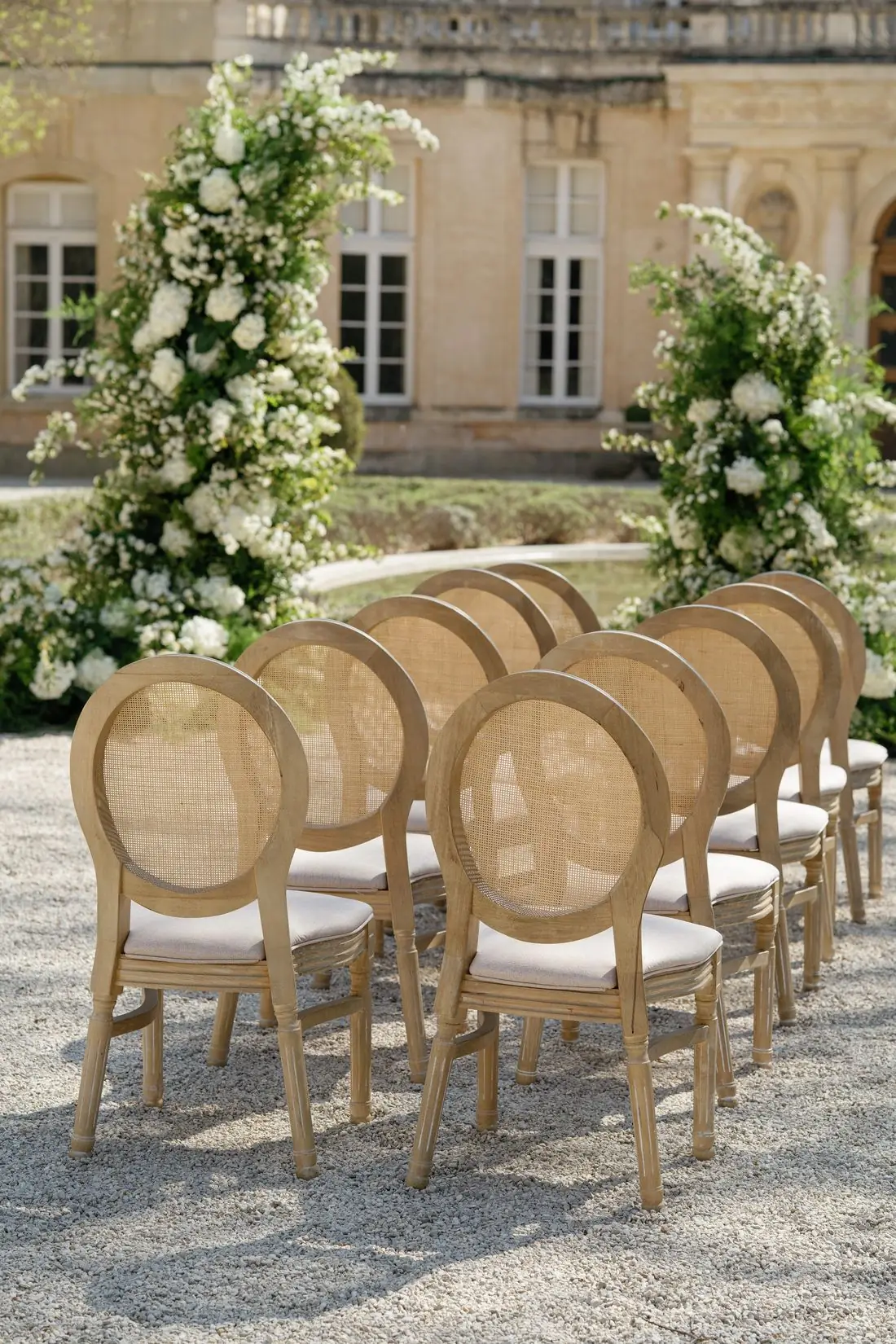 Editorial wedding at Ch&acirc;teau Martinay, Carpentras