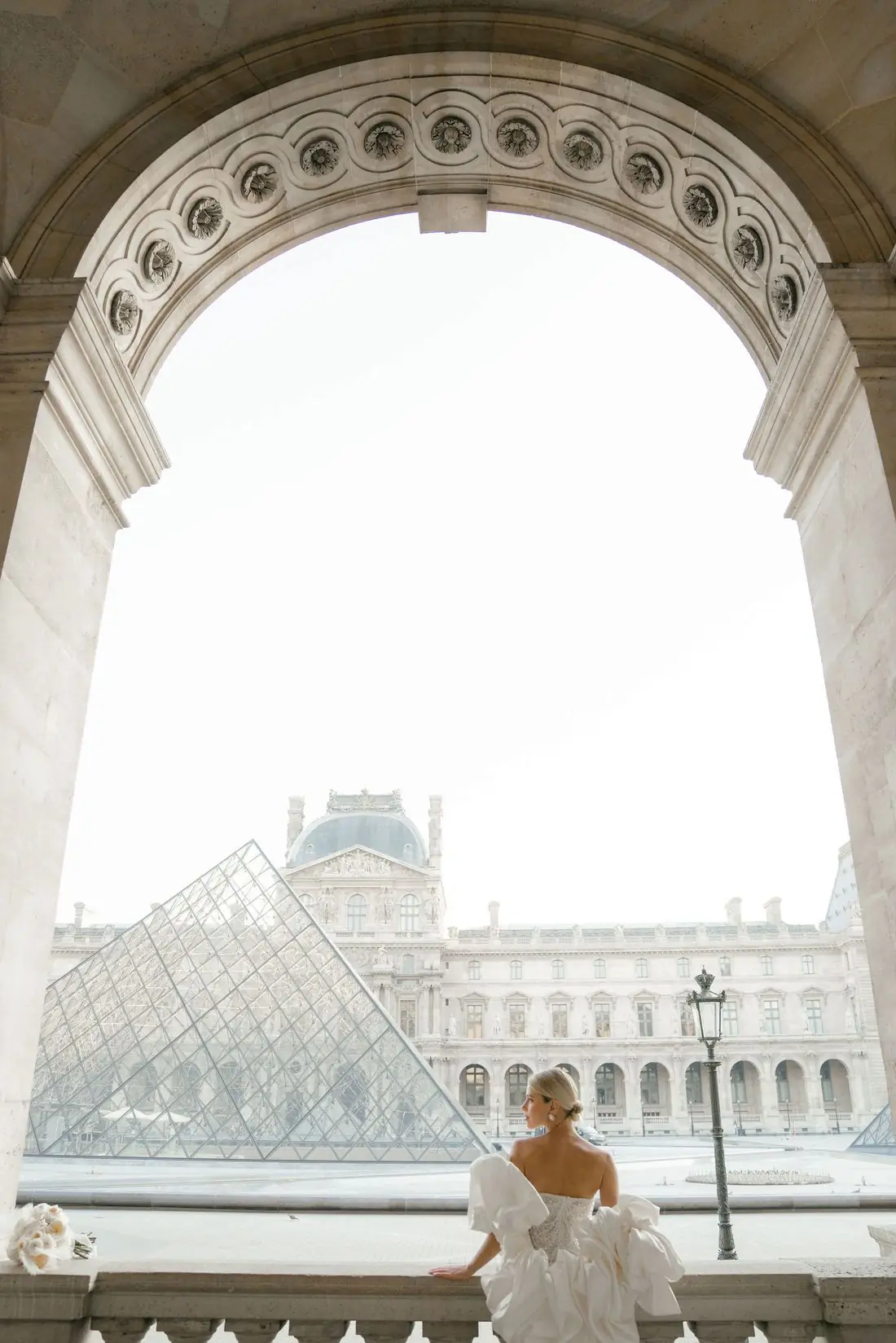 Editorial wedding portrait at the Louvre, Paris